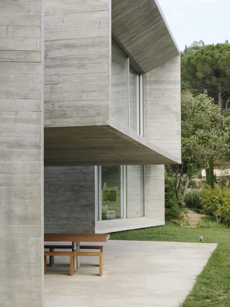 Fachada de casa minimalista moderna